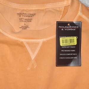 NWT Round tree and Yorke Shirt